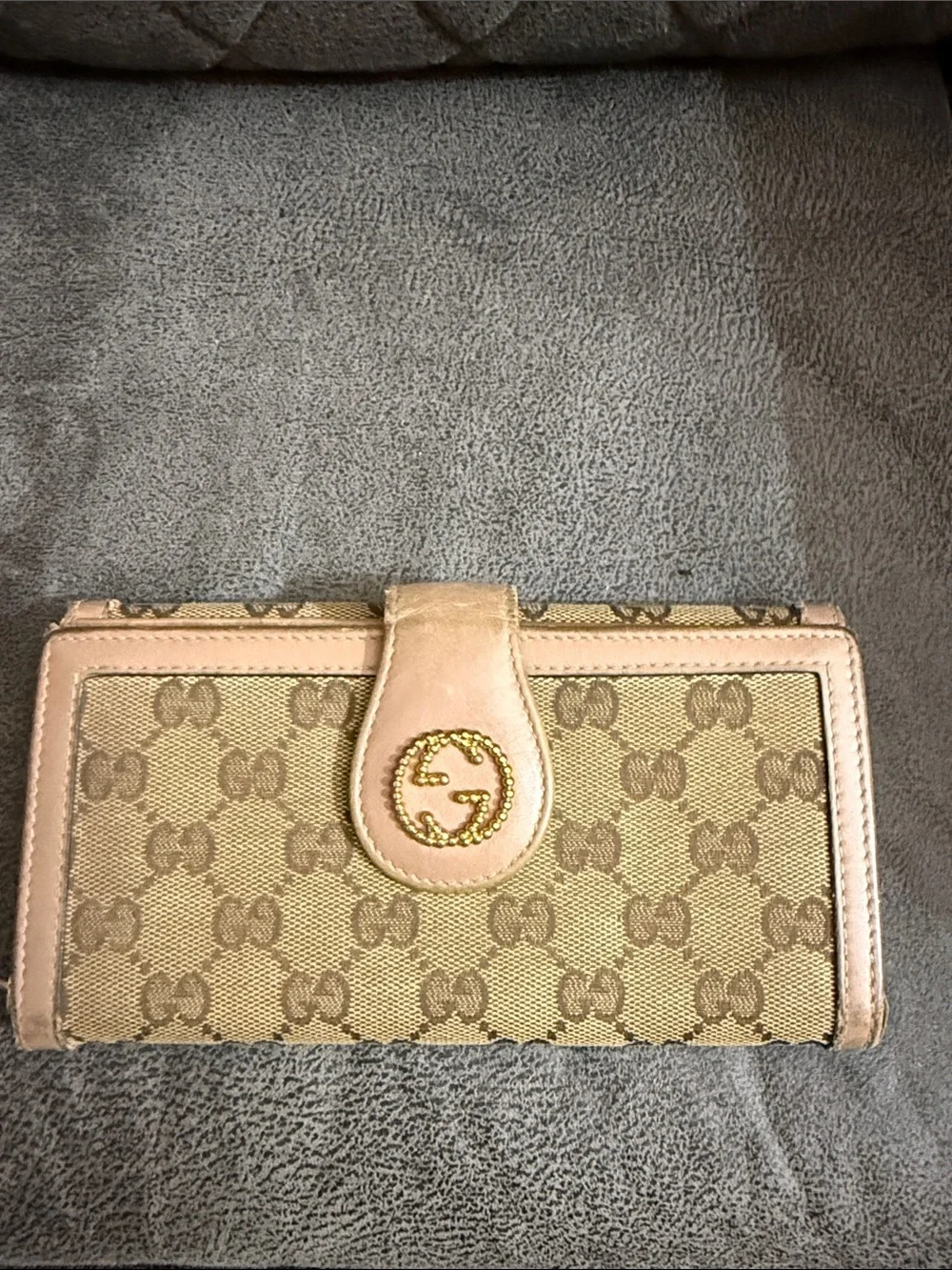 Gucci Beige Monogram Continental Wallet with Light Pink Trim